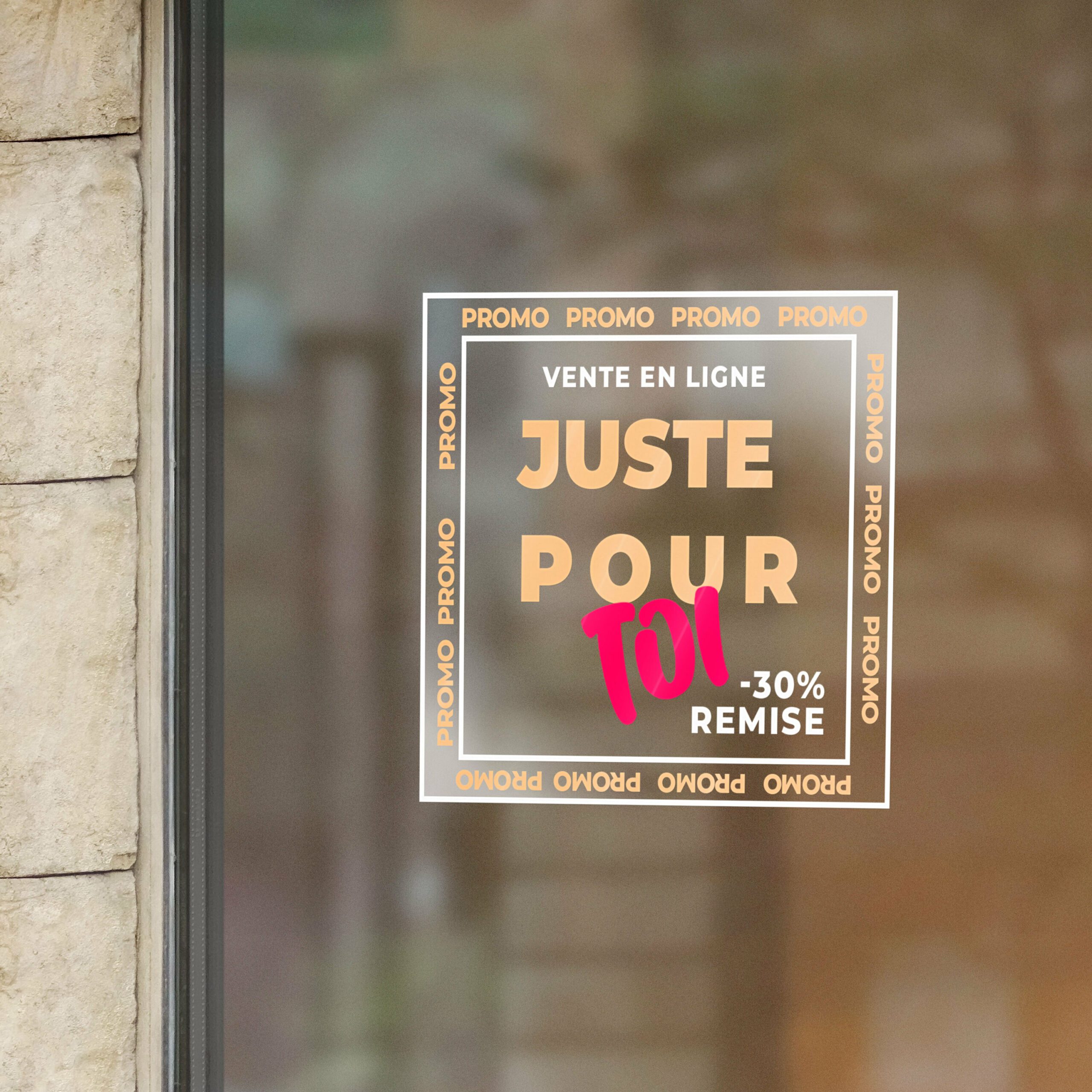 Adhésifs grands formats Vinyle polymère transparent Image d'un signe de vente en vitrine.