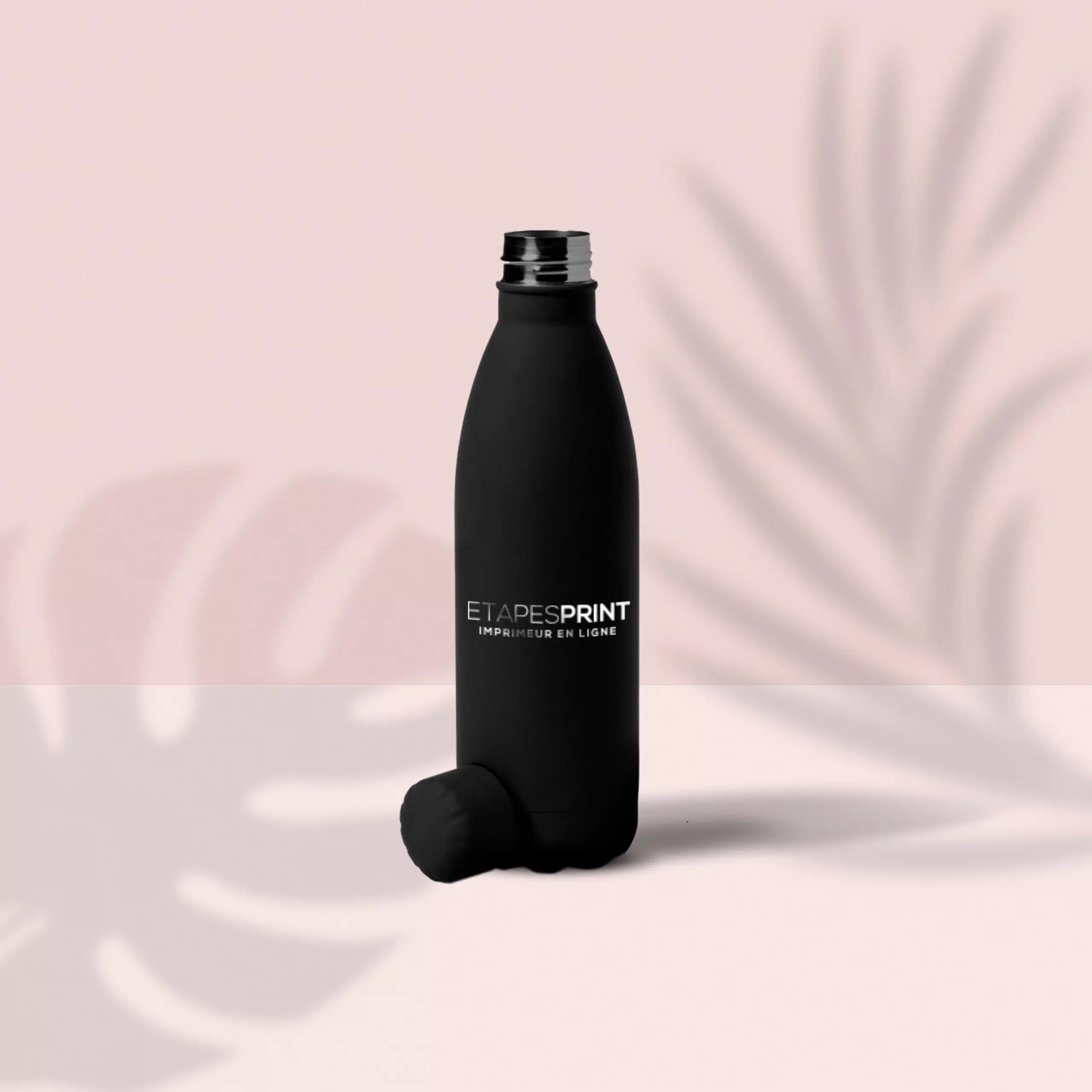 Bouteille Mockup Ouverte 1.1 Bouteille mockup ouverte 1.1 par Étapes Print