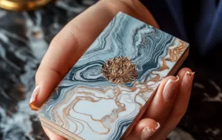 Quelles finitions sont disponibles pour les cartes de visite ?