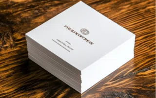 Quels sont les délais de production pour des cartes de visite ?